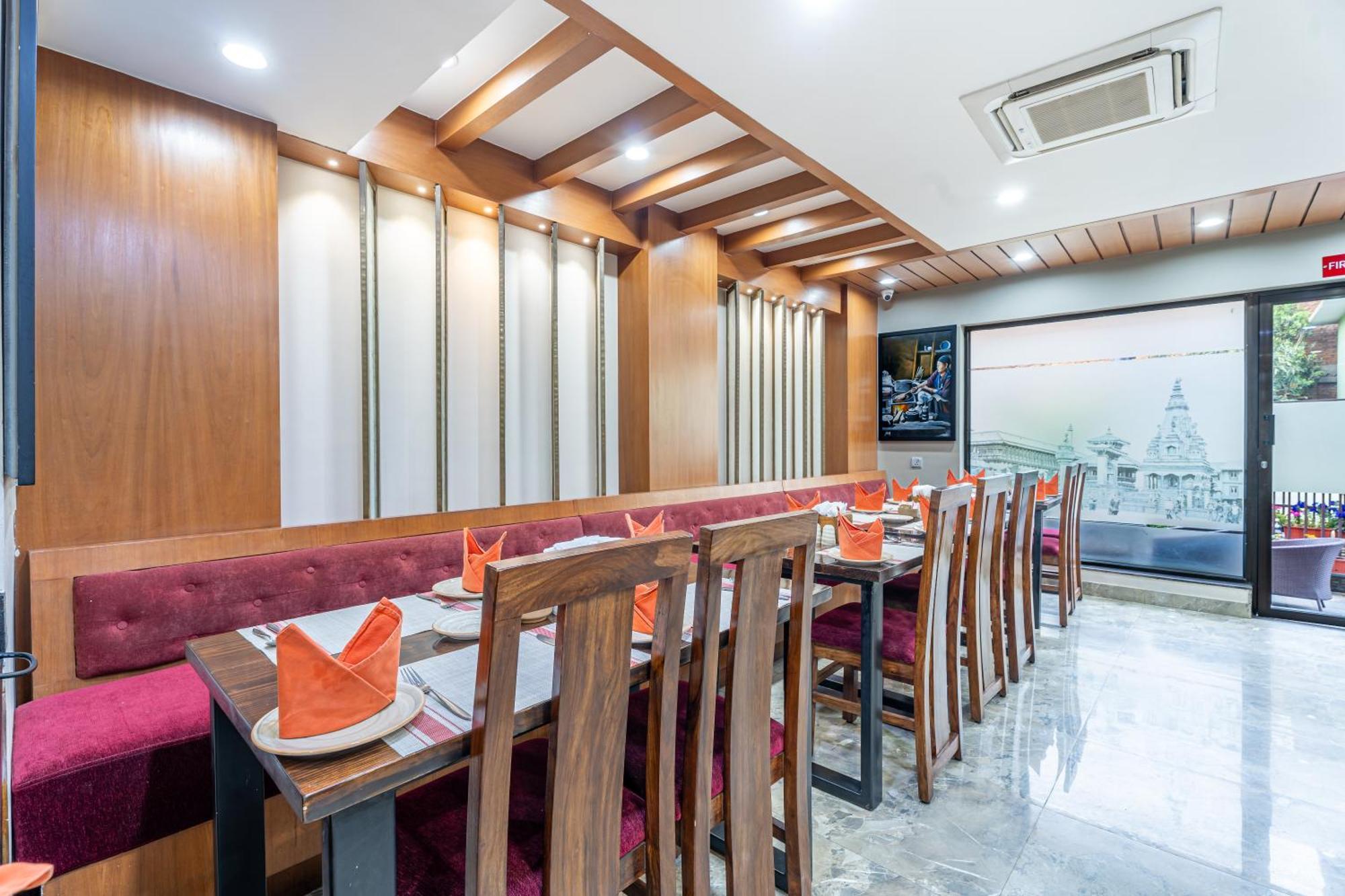 Hotel Kutumba Lalitpur Exterior foto